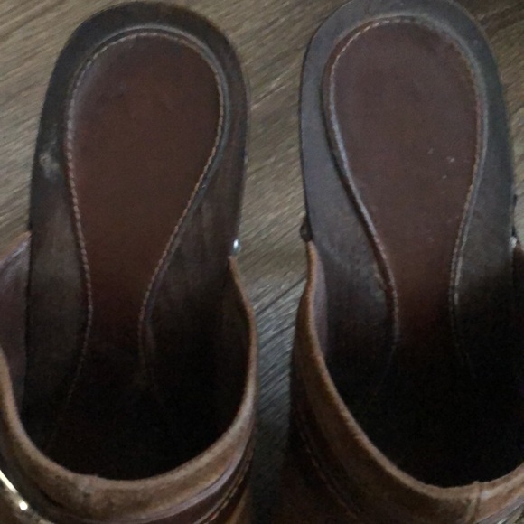 CHRISTIAN DIOR BROWN SUEDE PEACE CLOGS - Picture 3 of 6